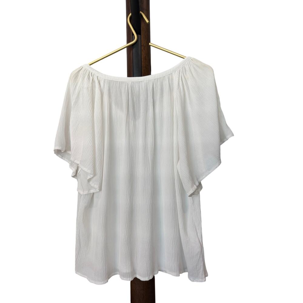 ✨ TOMMY BAHAMA White Flutter Sleeve Relaxed Blouse Medium Resort EUC 🏝️ - Picture 5 of 8